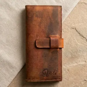 Acacia leather wallet in Vintage brown