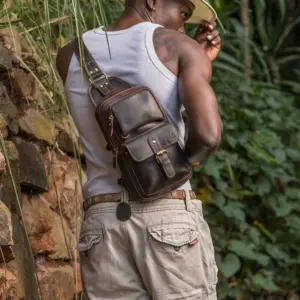 Leather crossbody bag