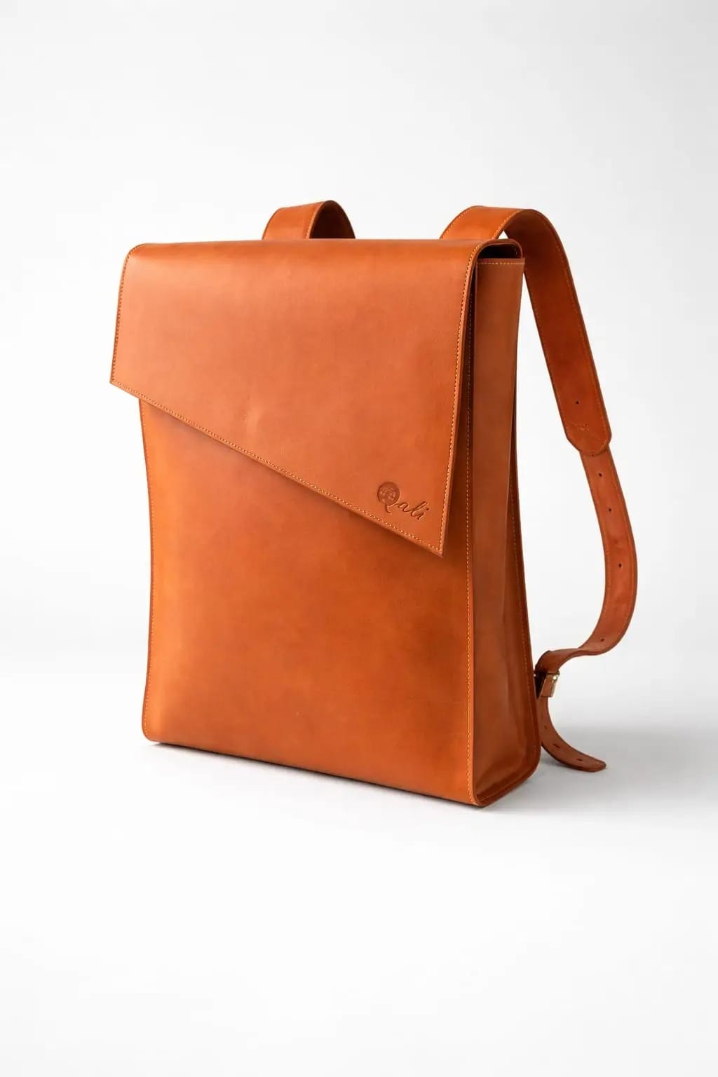 Dakar Leather Backpack 2 Dakar Leather Backpack - Image 1