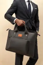 Zeno Laptop sleeve in Dark brown