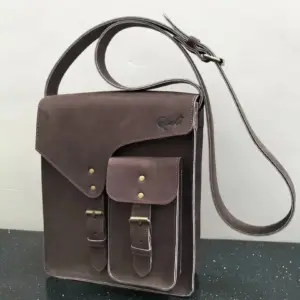 Nubuck-Jasiri-Sling-Bag