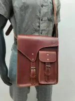 Vintage brown Sling bag