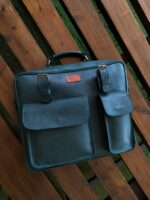 Arua leather briefcase in Green